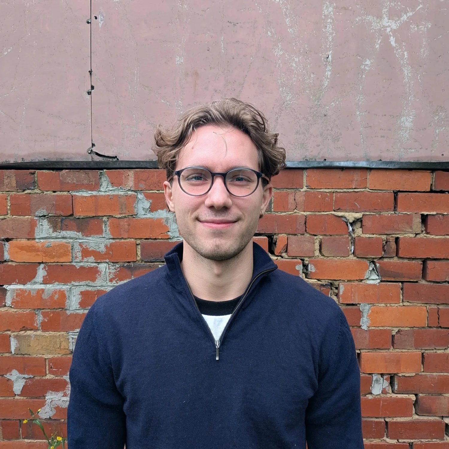 Gus — Physiotherapist